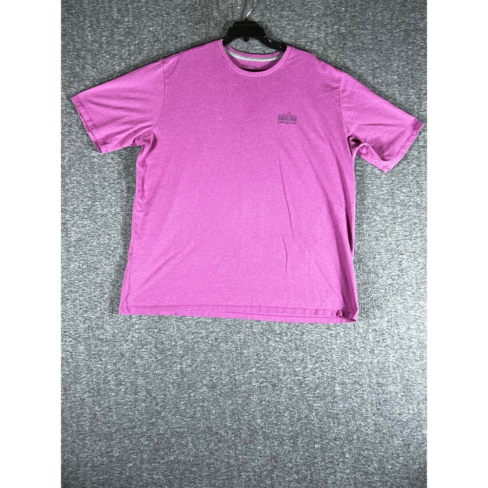 Patagonia Mens XXL Responsibili-Tee Magenta Mountain Graphic T-Shirt Recycled